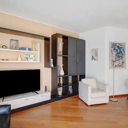 Mamariviera Holidays Апартаменты *
